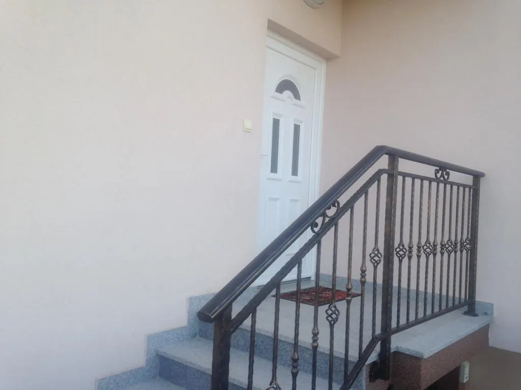 Villa Perlla Split 0*,